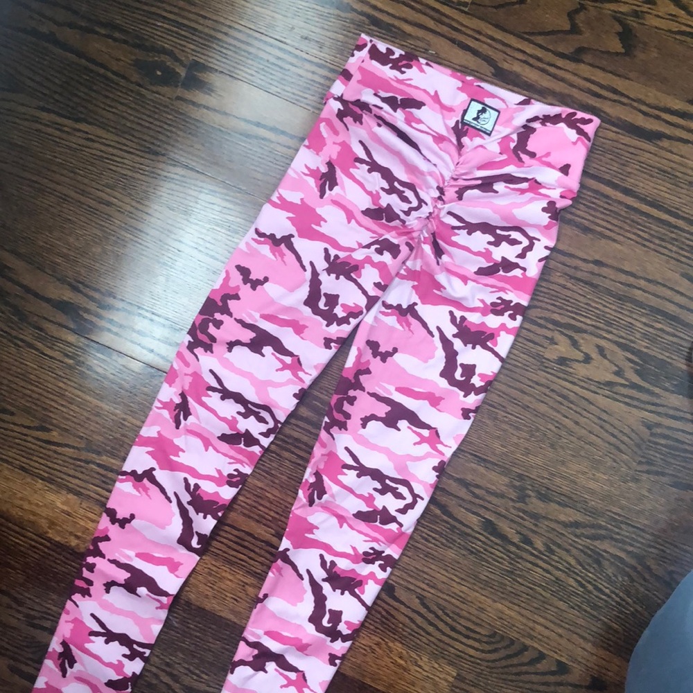 Celestial Bodiez pink camo legging
